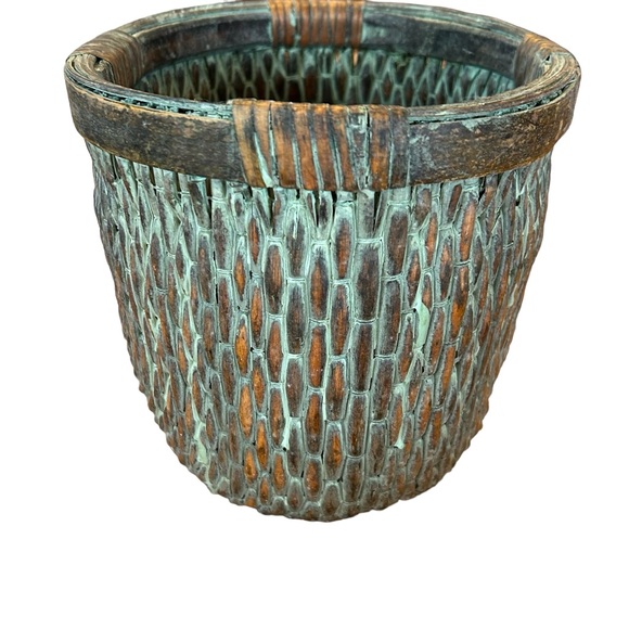 Teal painted Wicker Basket And Decorative Wooden Ball - Picture 2 of 8